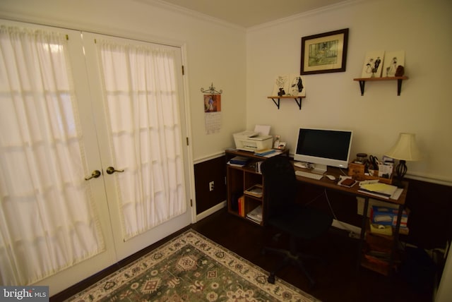 home office with crown molding