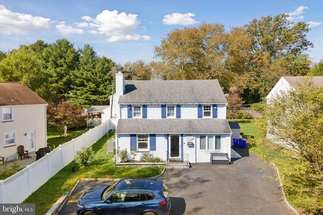 view of front of house