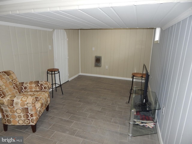 sitting room with heating unit