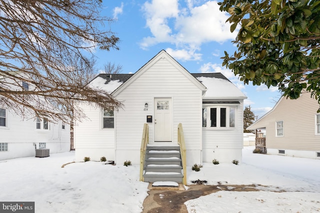 bungalow with cooling unit