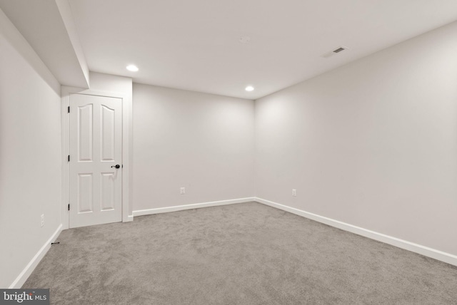 view of carpeted spare room