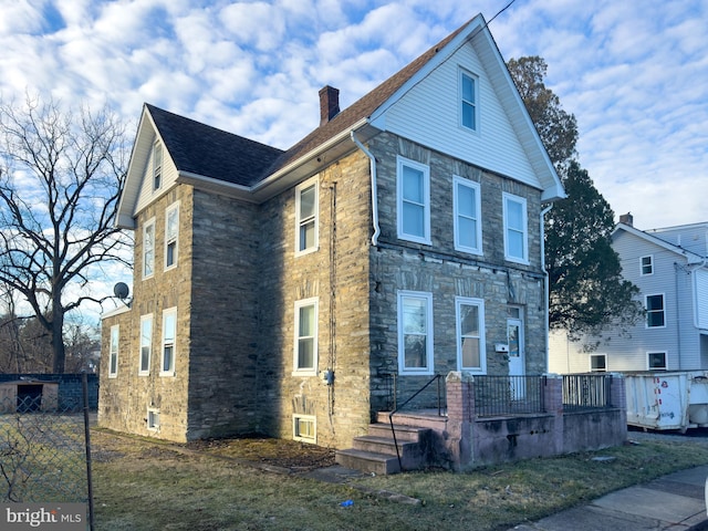 view of front of house