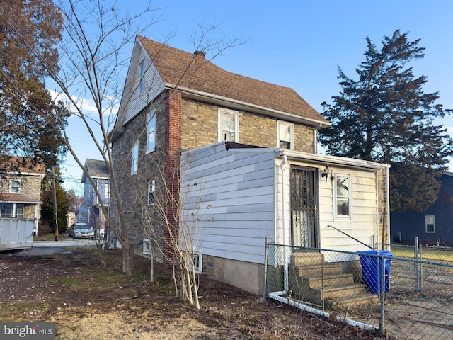 view of front of house