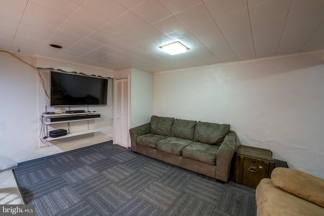 living room with crown molding