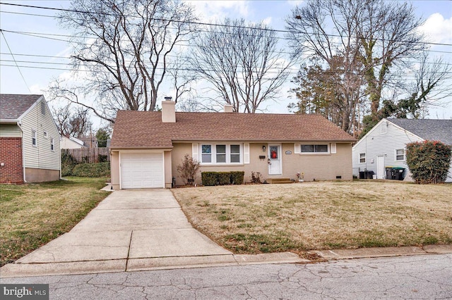 view of front of property with a front lawn