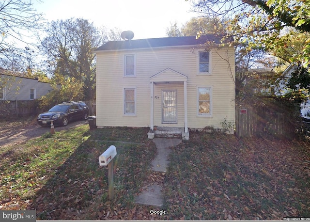 view of front of house