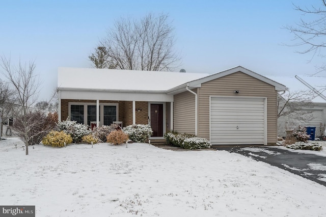 view of front facade with a garage