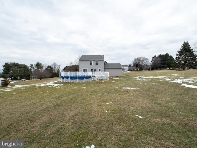 view of front of property with a front lawn