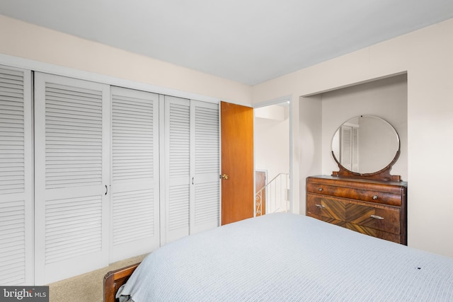 bedroom featuring a closet