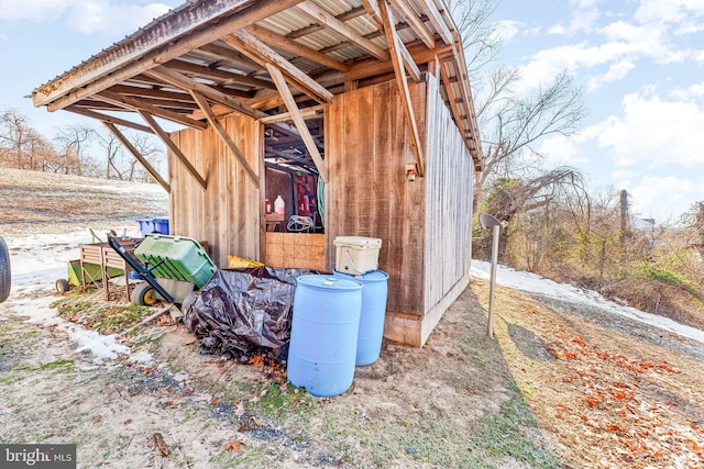 view of outdoor structure