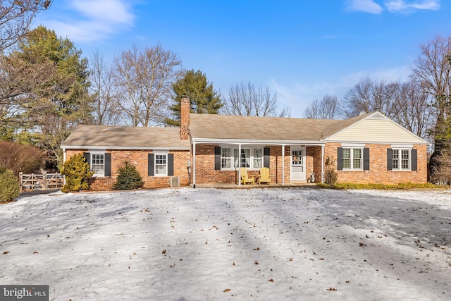 view of front of house with covered porch