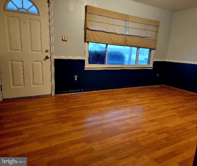 entryway featuring hardwood / wood-style floors