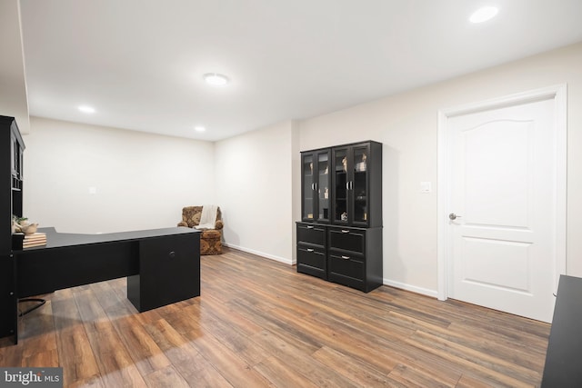 office area featuring dark hardwood / wood-style flooring