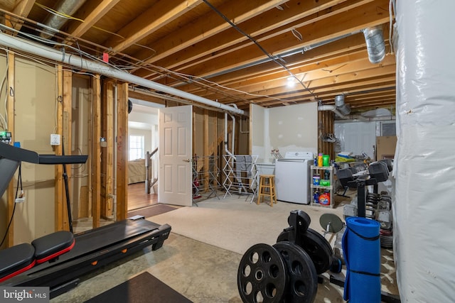 basement featuring washer / clothes dryer