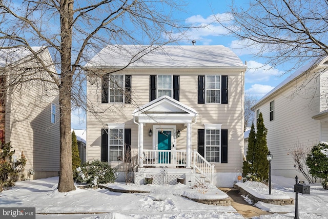 view of colonial inspired home