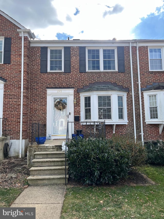 view of townhome / multi-family property