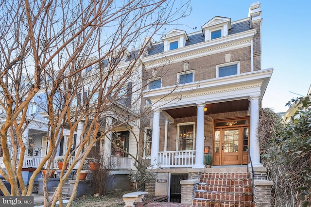 view of front facade featuring covered porch