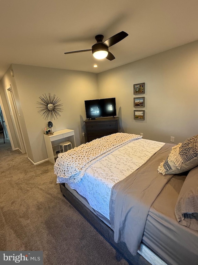 bedroom with carpet and ceiling fan