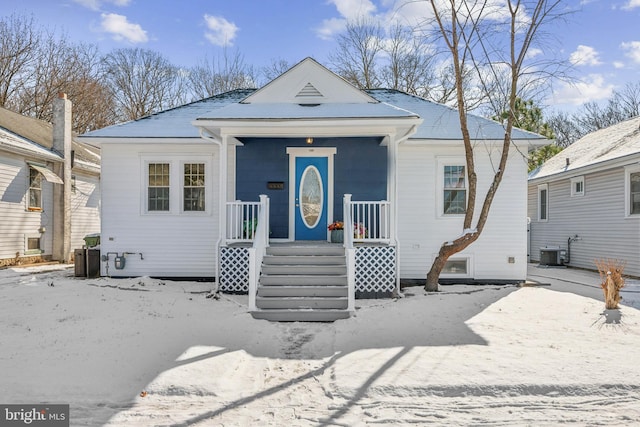 bungalow-style house featuring central AC