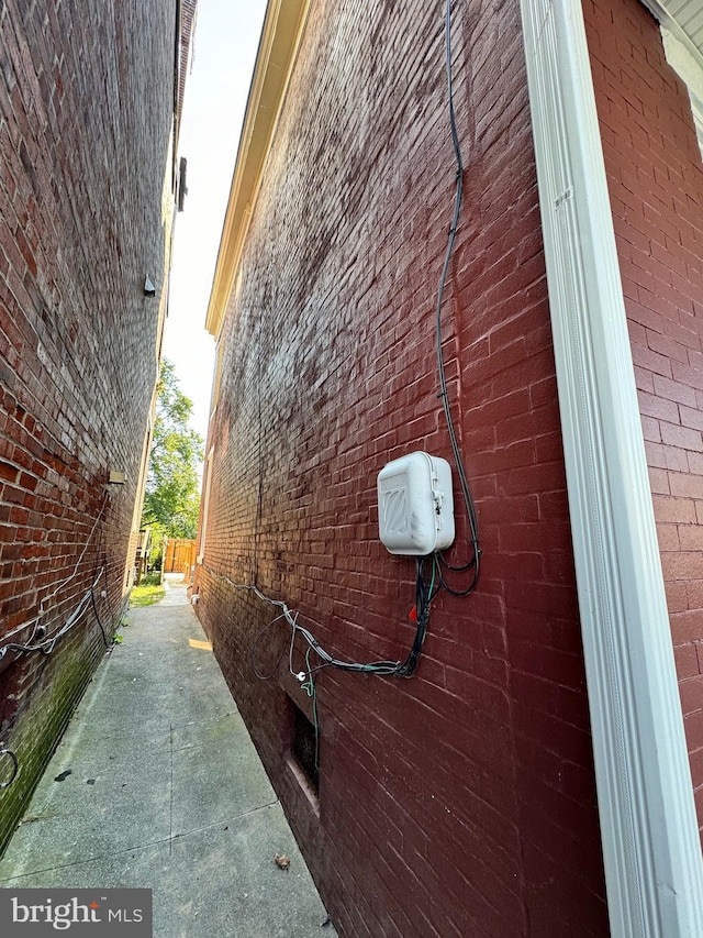 view of home's exterior