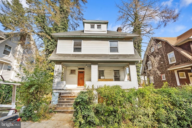 view of front of property featuring a porch