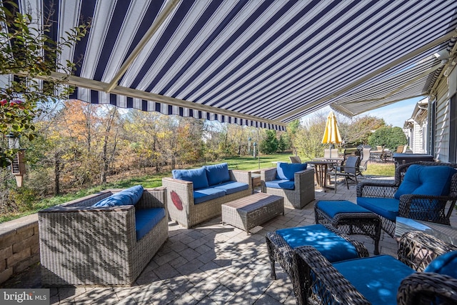 view of patio / terrace with an outdoor hangout area