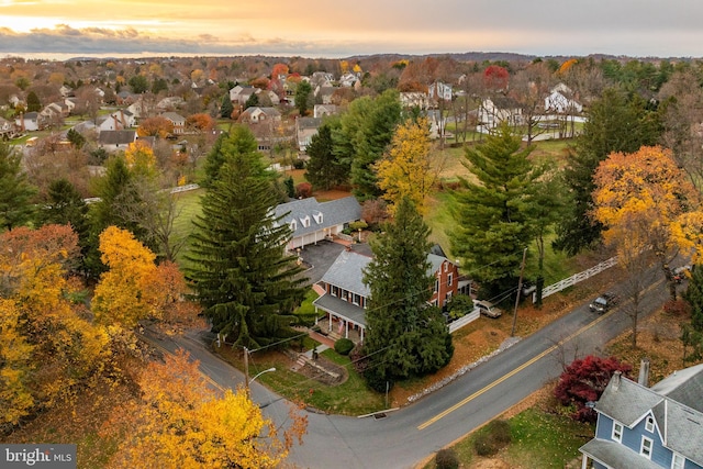 view of aerial view at dusk