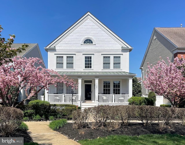 view of front of home featuring a porch