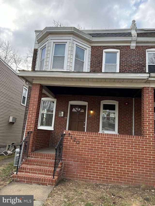 view of front of property with a porch