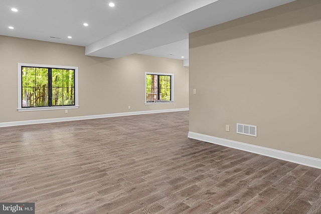 unfurnished room featuring light hardwood / wood-style flooring