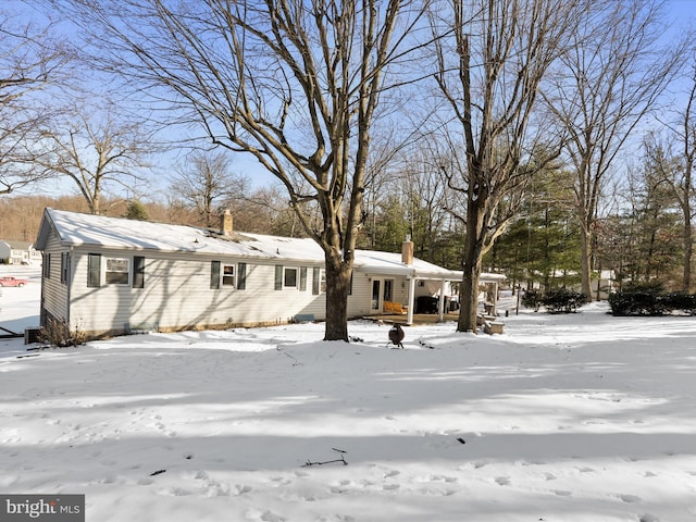 view of front of property