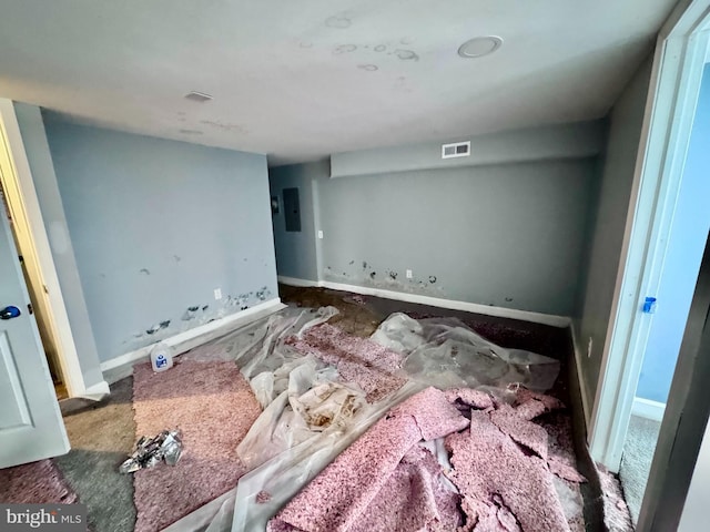 507 N Loudon Ave, Baltimore, MD 21229 - empty room featuring baseboards and electric panel