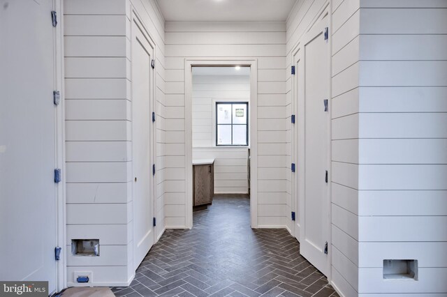 913 Drexel Ln, Bryn Mawr, PA 19010 - bathroom featuring brick floors