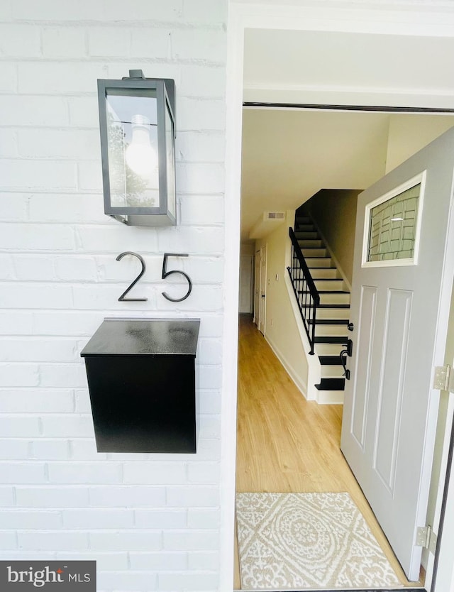 room details with hardwood / wood-style floors