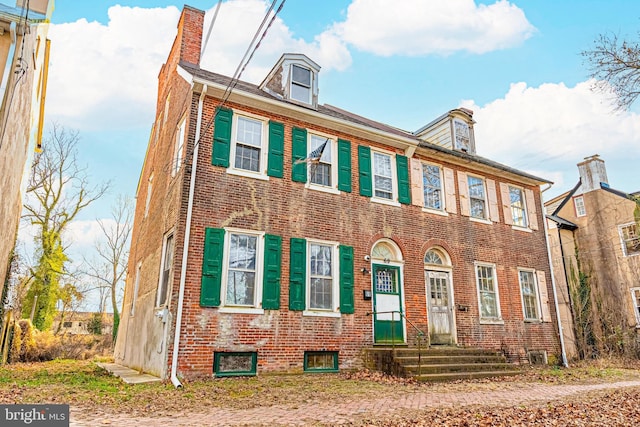 view of front of house