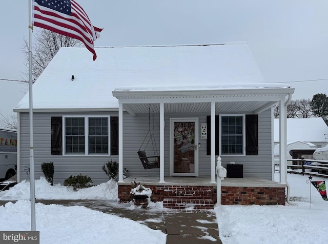 view of front of property