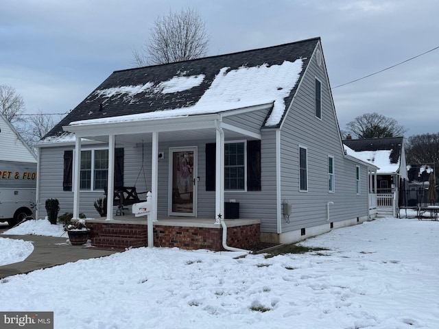 view of front facade with a porch