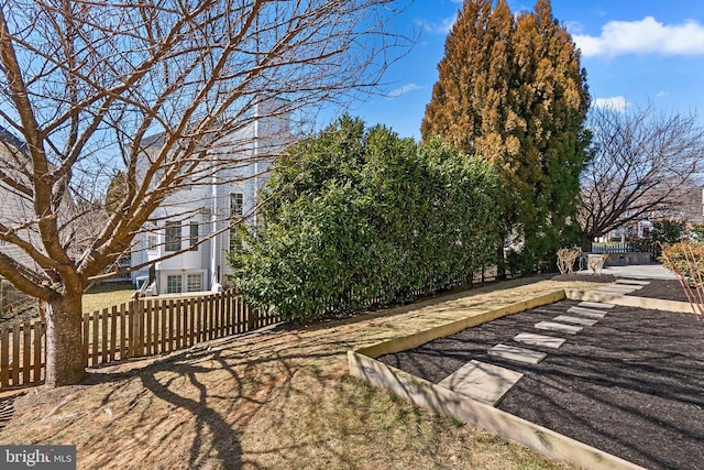 view of yard featuring fence