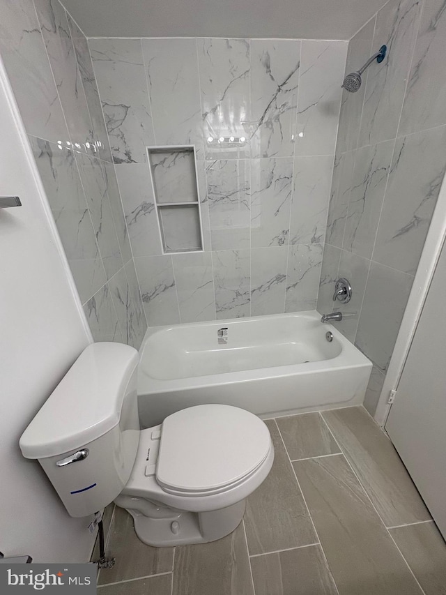 full bath with shower / washtub combination and toilet