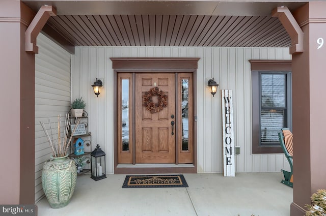 view of property entrance