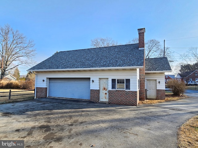 view of front of house featuring a garage