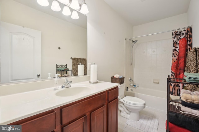 full bathroom featuring tile patterned flooring, an inviting chandelier, vanity, shower / bath combination with curtain, and toilet