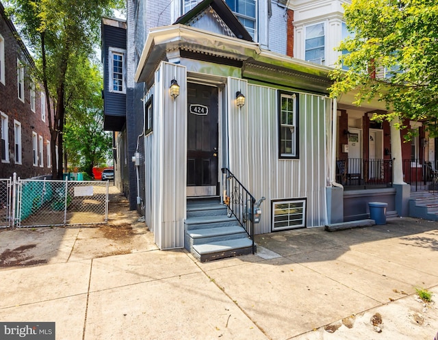 view of property entrance