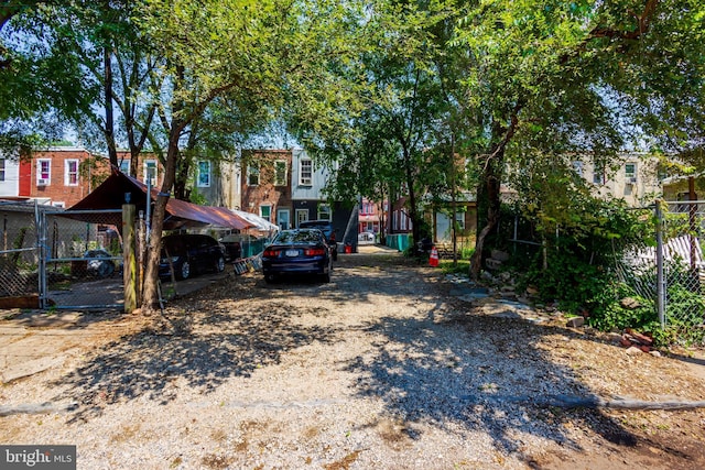 view of yard featuring a carport