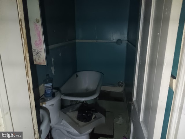 bathroom featuring toilet