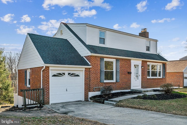 view of front property