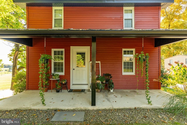 view of front facade