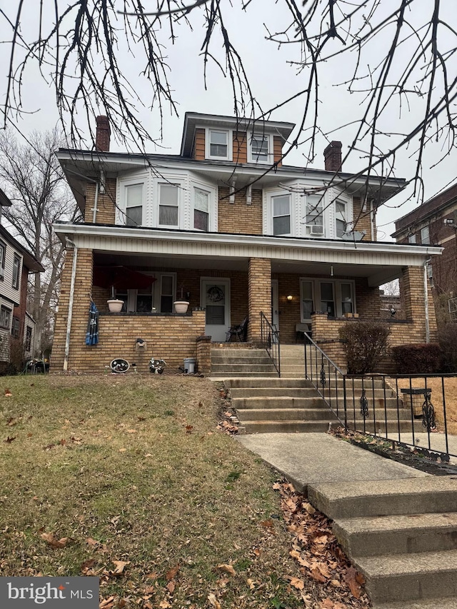 view of front facade featuring a porch