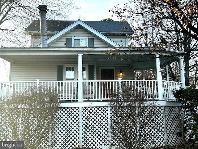 view of front facade featuring covered porch