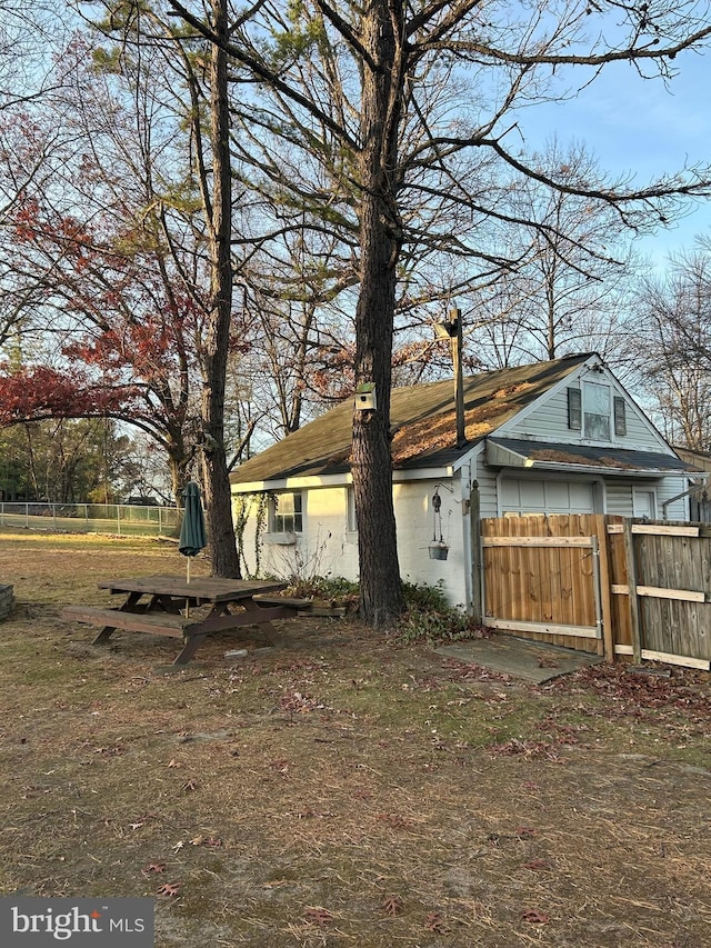 view of side of property